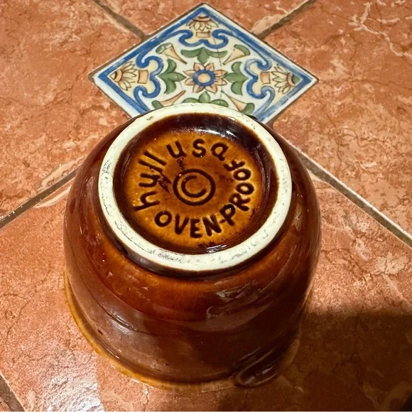 Vintage HULL Pottery ~Set of 3~Dessert Bowls / Custard Cups / Ramekins - Picture 3 of 5